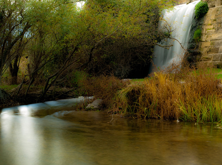 Cascada de Cuzcurrita de Río Tirón