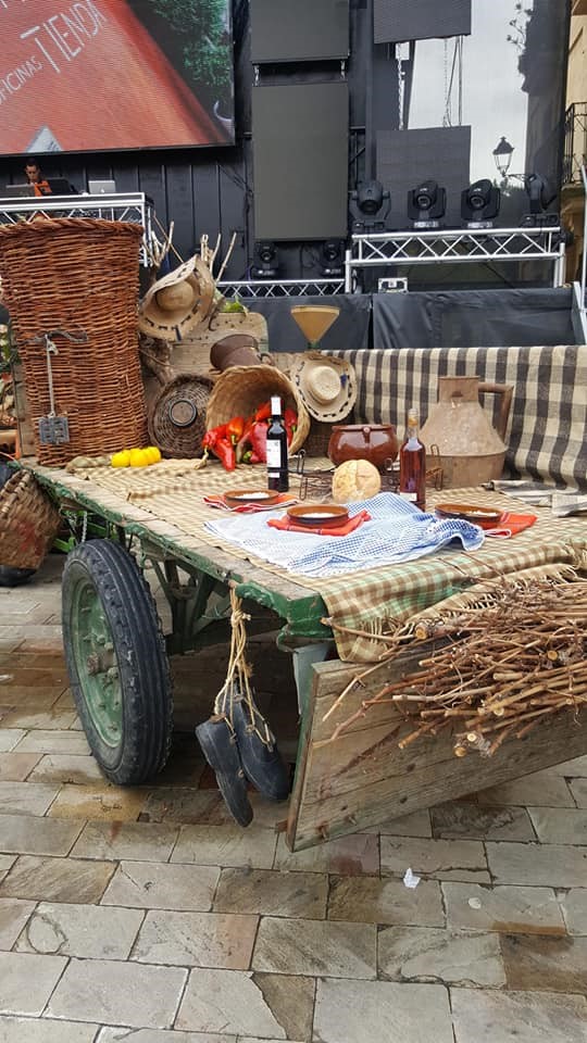Mercadillo de Cuzcurrita de Río Tirón